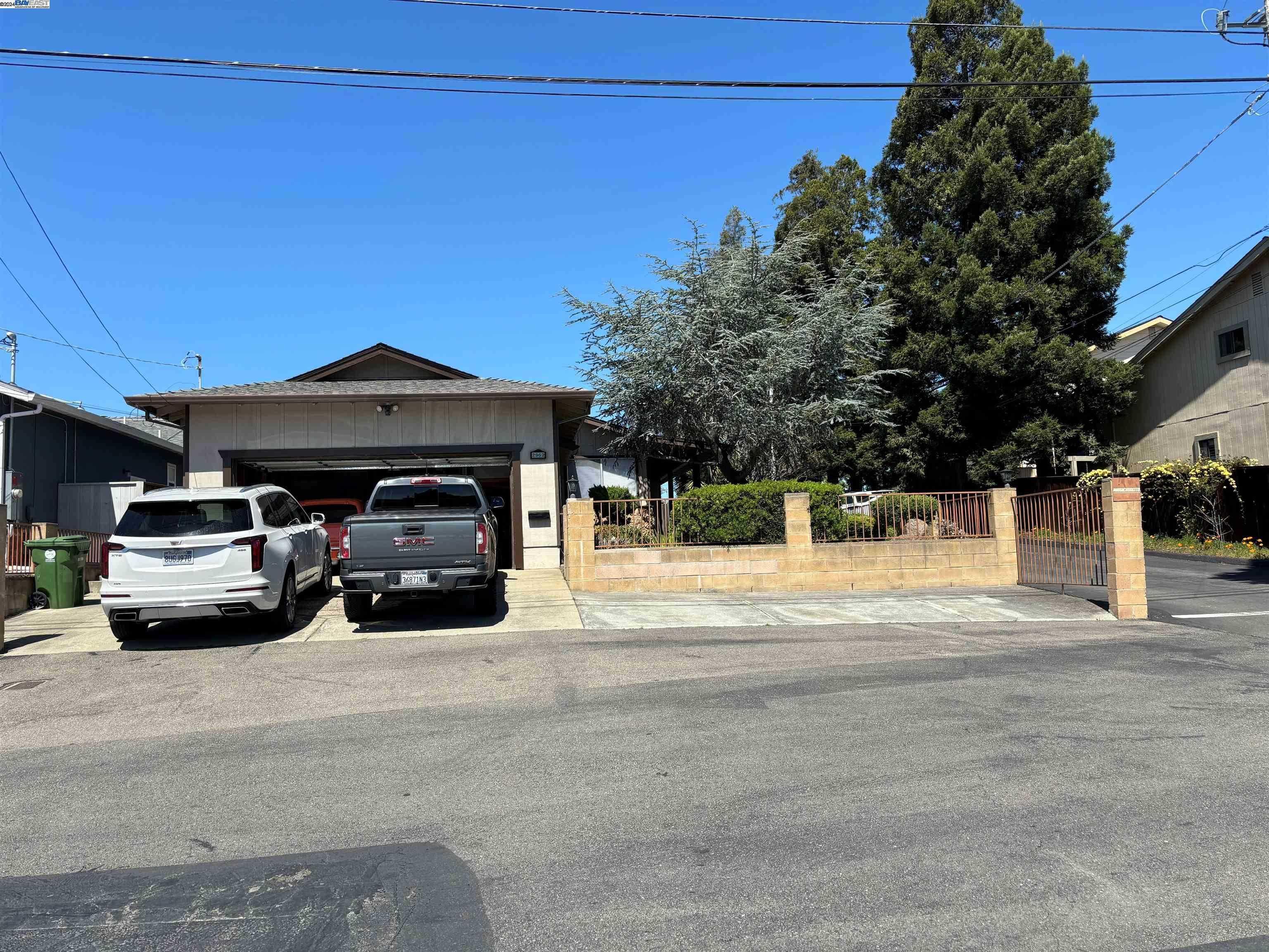 2962 Massachusetts St, 41054779, Castro Valley, Detached,  for sale, Lorenzo King, REALTY EXPERTS®